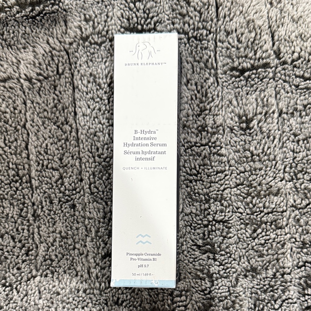 Drunk Elephant B-Hydra Intensive Hydration Serum - White and Blue